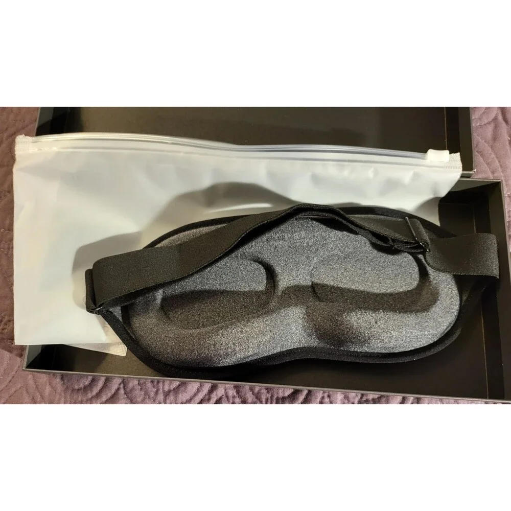 NIB Puffy Signature Sleep Mask Black Memory Foam Eye Cups Adjustable Strap Gift!